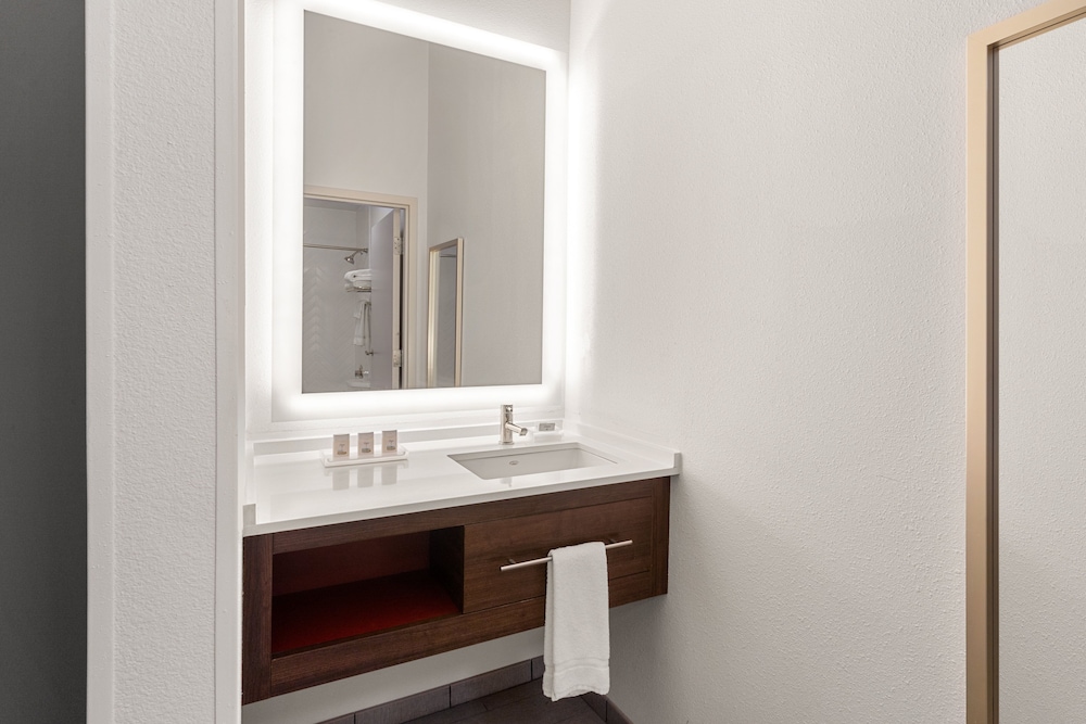 Holiday Inn & Suites Bothell by IHG - photo 30