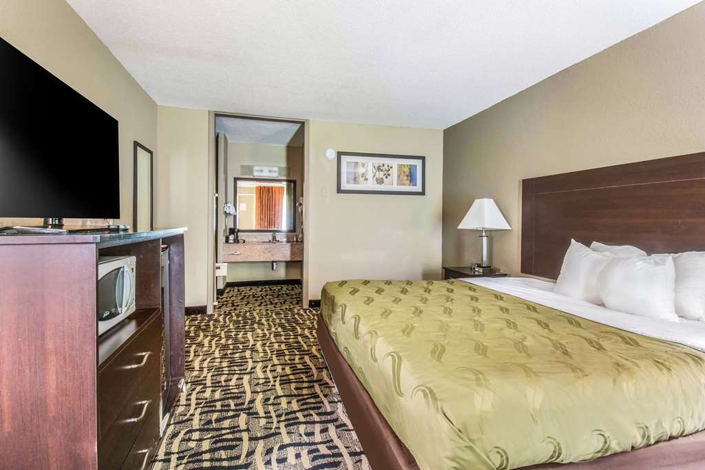 Quality Inn & Suites York East - photo 27