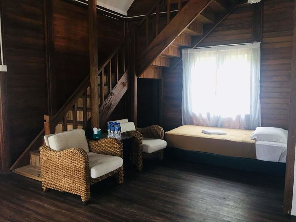 Bayu Lestari Island Resort — Mersing — photo 4