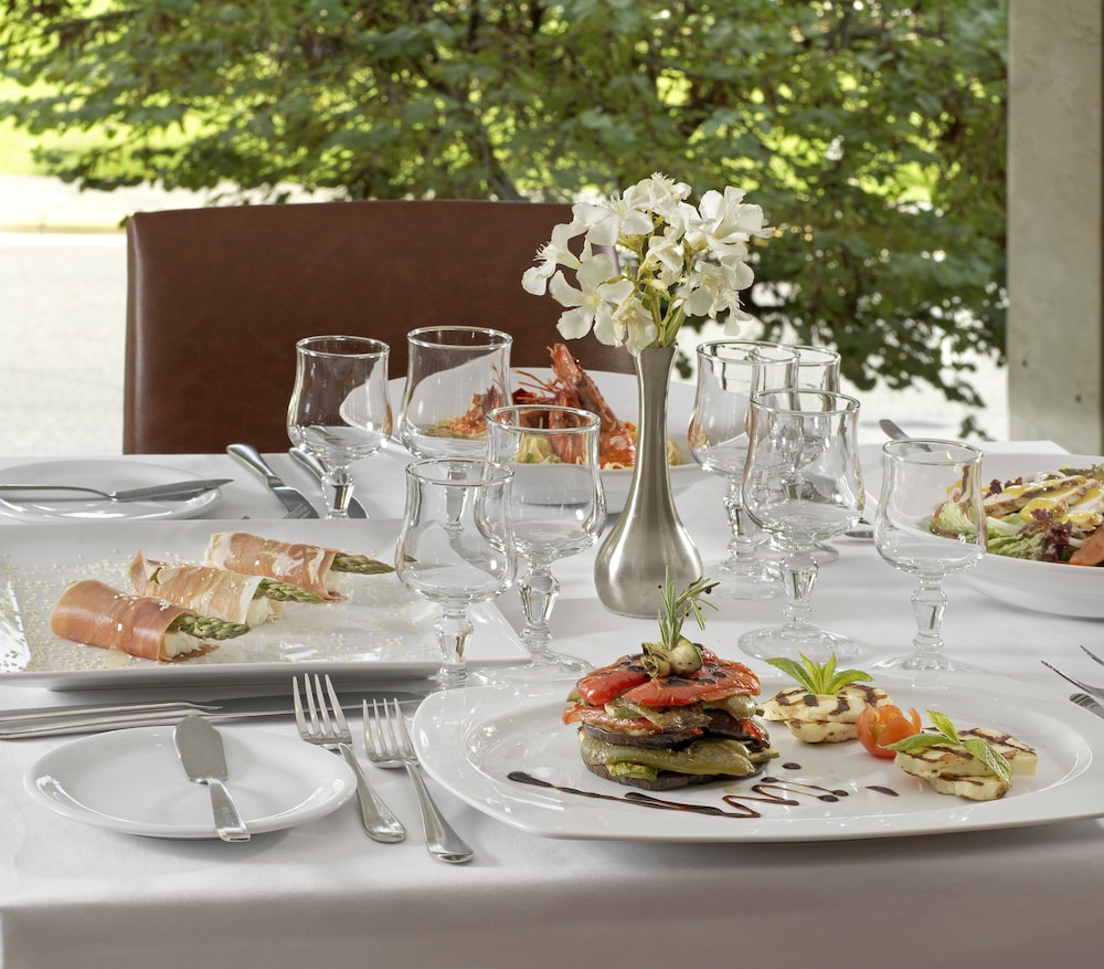 מזון ומשקאות