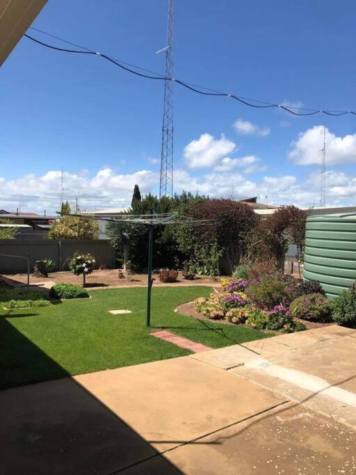 Holli daze on Coast Moonta Bay — hotel in Moonta Bay