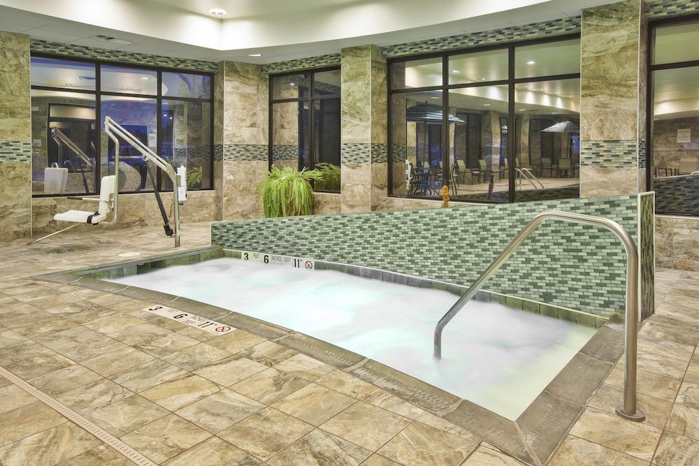 Holiday Inn Express & Suites Geneva Finger Lakes by IHG - photo 37