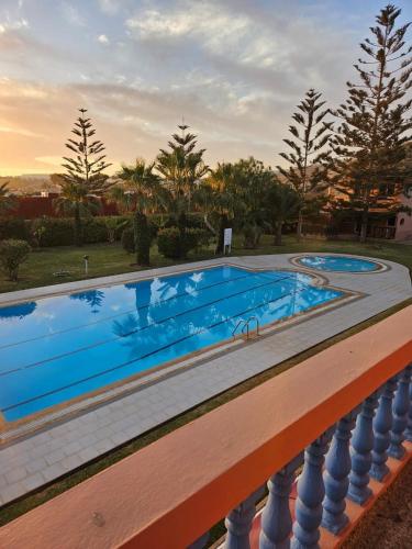 Maison dans espace calme avec piscine et plage à quelques minutes à pied — 4-Star Luxury Hotel in Aourir, Morocco