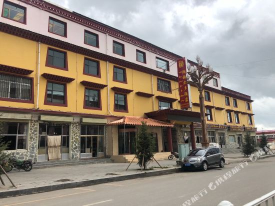 Langgeerduo Hotel — hotel in Nyinma