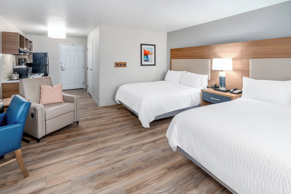 Candlewood Suites Denver Northeast Brighton by IHG - photo 20