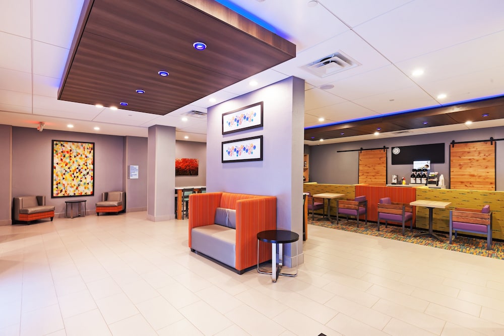 Holiday Inn Express & Suites Perryton by IHG - photo 30