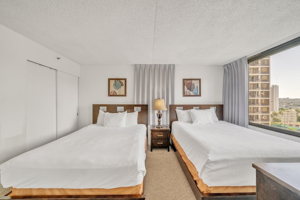 Waikiki Banyan High Level Condo with Private Lanai by Koko Resort Vacation Rentals - photo 8