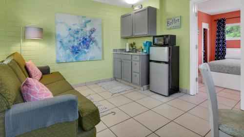 Beach House Hotel - photo 15