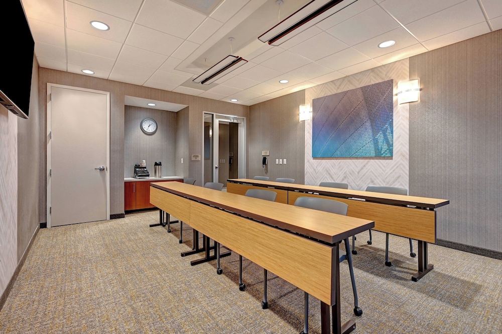 SpringHill Suites by Marriott Albuquerque University Area - photo 38