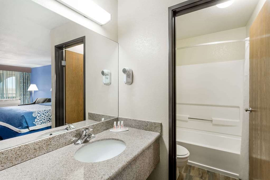 Days Inn by Wyndham Holbrook - photo 6