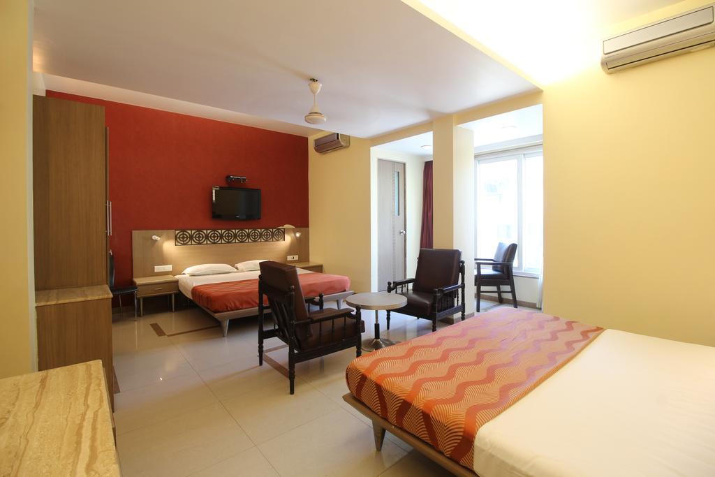 Hotel Samrat