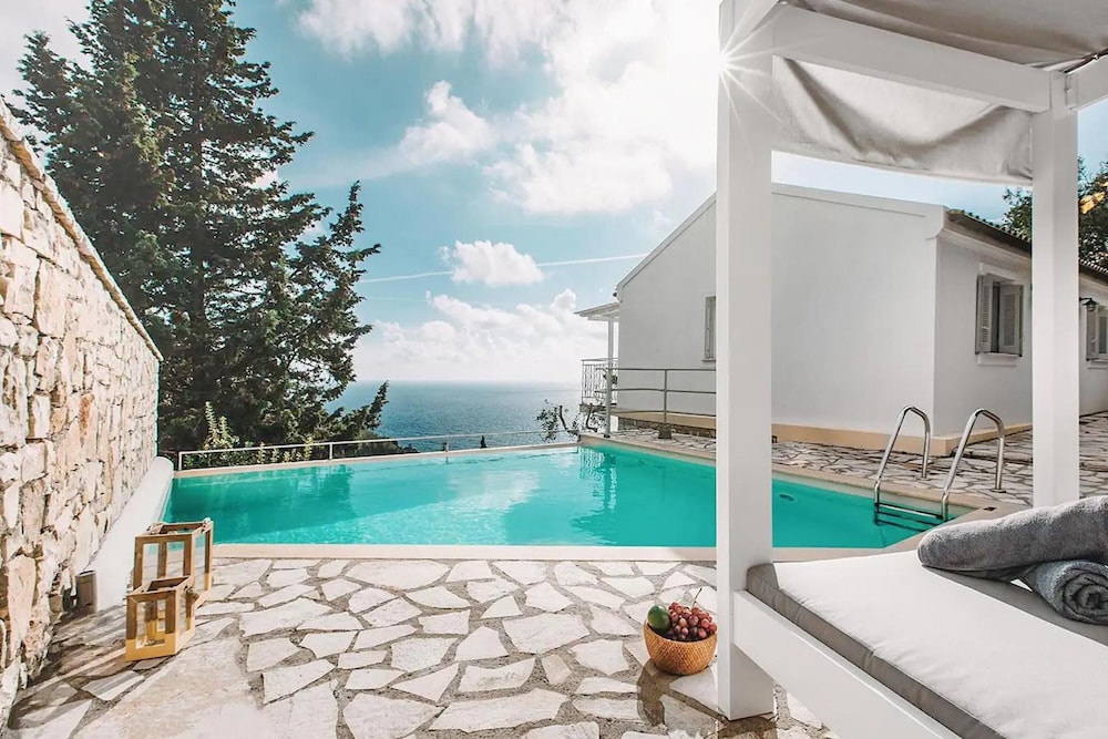 Villa Jasmine in Paxi — 4-Star Luxury Hotel in Corfu, Greece