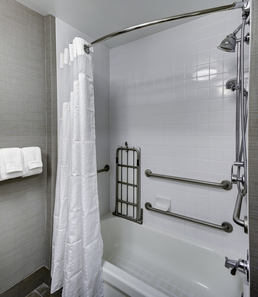 Holiday Inn Savannah Historic District by IHG - photo 16