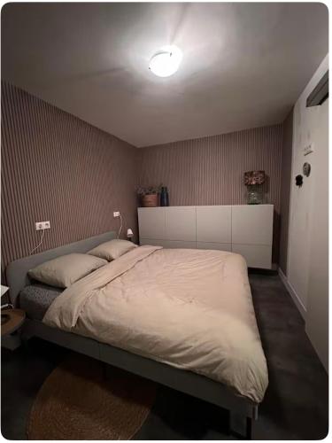 Het kleine huisje met Hottub — 4-Star Luxury Hotel in Emmen, Netherlands