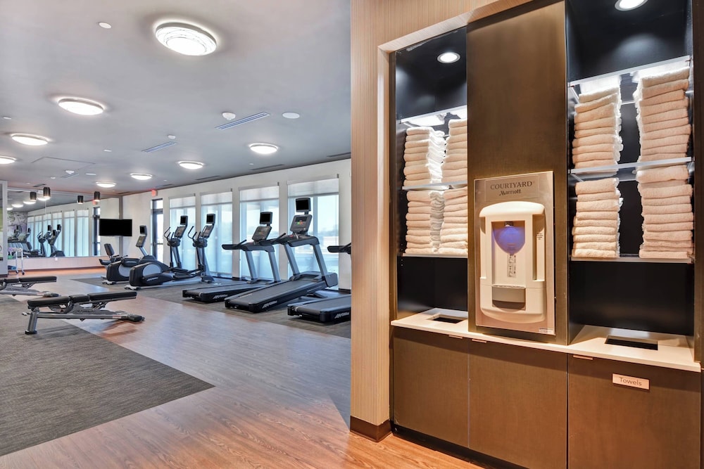 Courtyard by Marriott Bentonville Rogers Promenade - photo 23