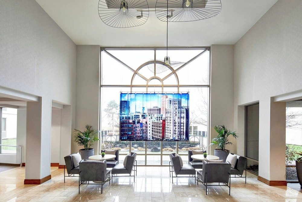 Detroit Metro Airport Marriott - photo 7