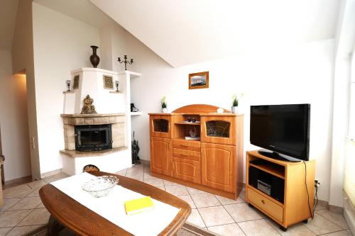 Am Leuchfeuer Haus Seeblick App 04 — 4-Star Luxury Hotel in Wustrow, Germany