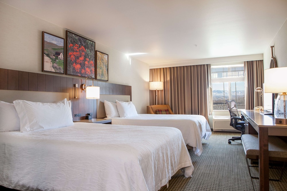 Hilton Garden Inn Boise Eagle - photo 37