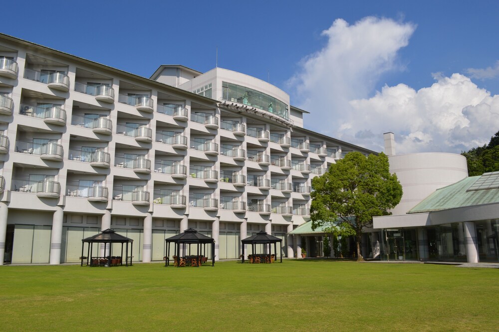 Aoyama Garden Resort Rosa Blanca — Iga