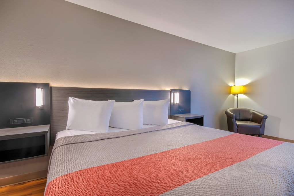 Spark by Hilton Walton - photo 16