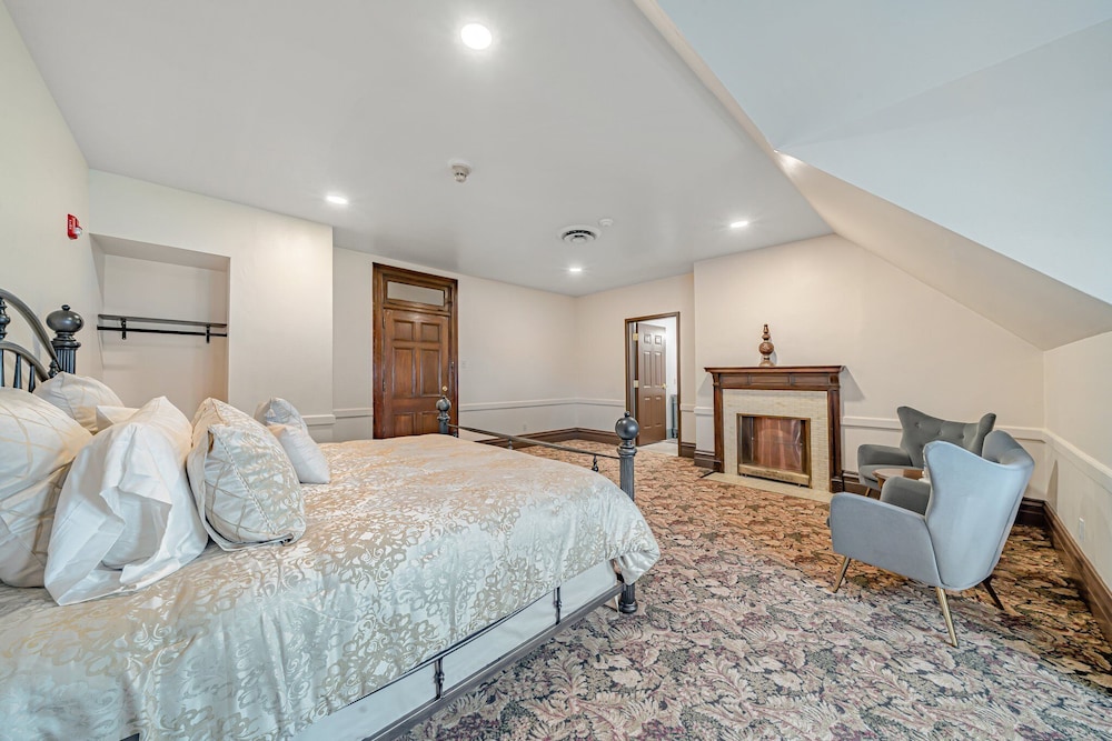 The Grandeur Estate - photo 26