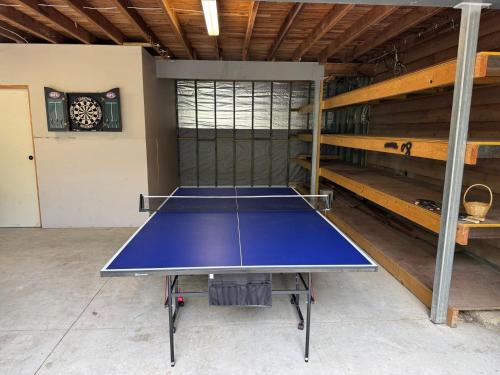 Hummingbird coastal sanctuary near Tallow Beach in Byron Bay, Australia