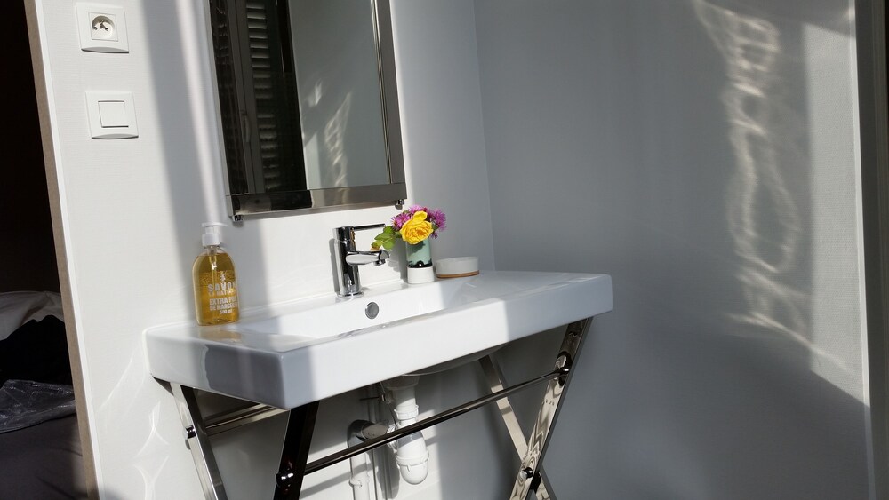 Appartement L'intemporelle — 4-Star Luxury Hotel in Dijon, France
