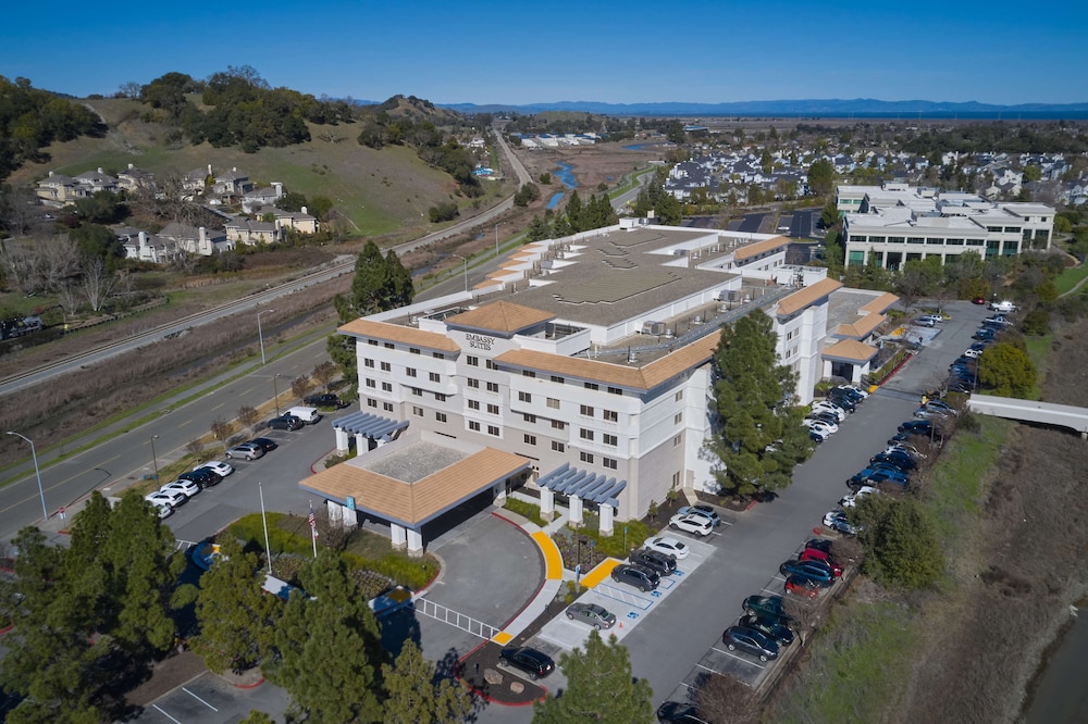 Embassy Suites by Hilton San Rafael at Marin Center - photo 71