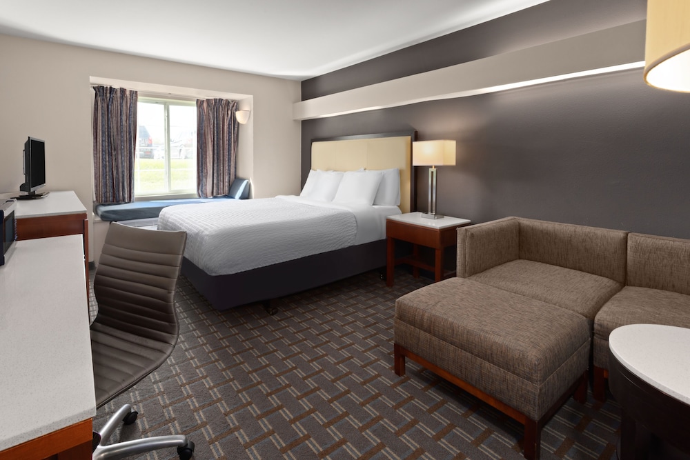 Americas Best Value Inn & Suites Racine - photo 15