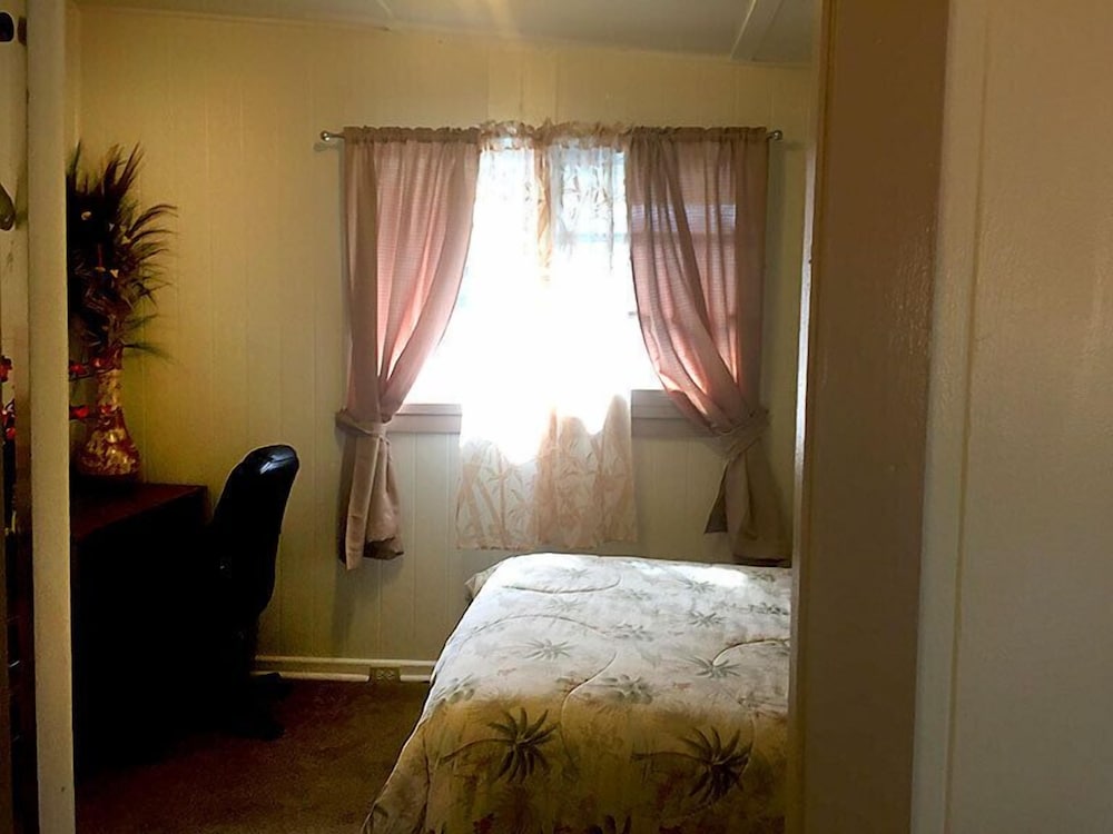 Island Paradise Inn - photo 6