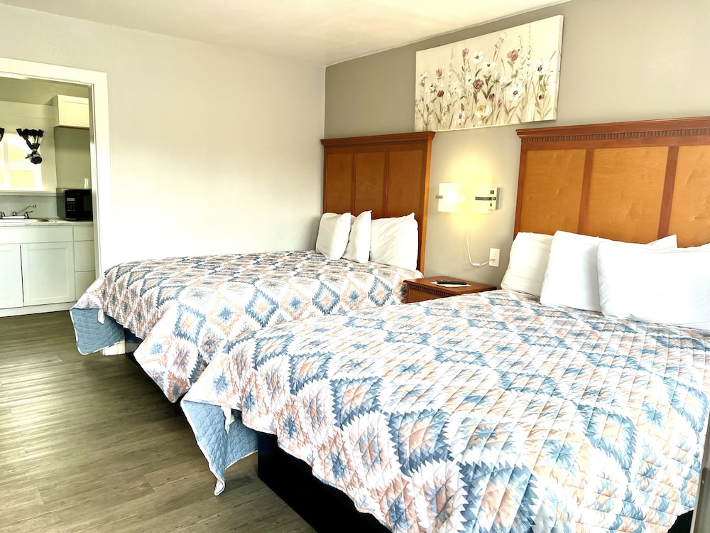 Royal Gateway Motel By OYO - photo 38