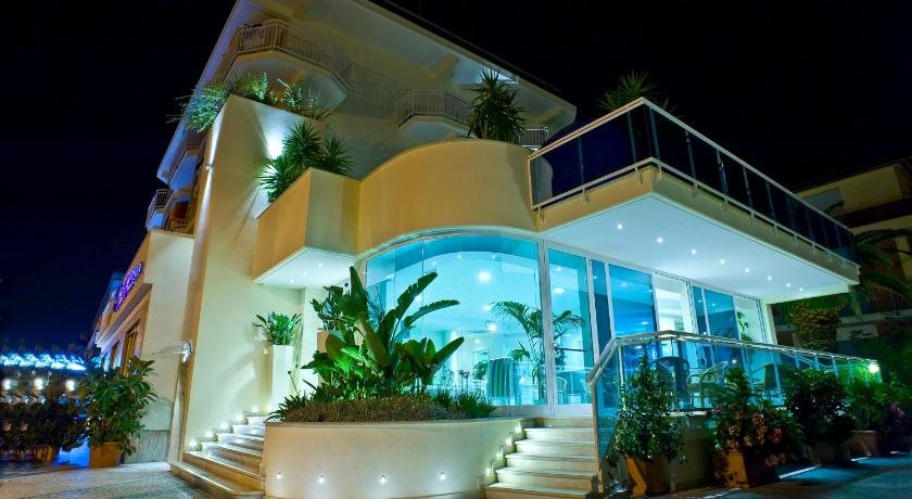 Hotel Prater Grottammare in Grottammare, Italy