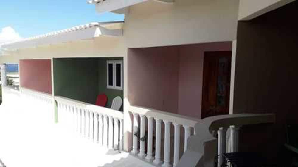Curacao Color Appartments — hotel near Hato International Airport