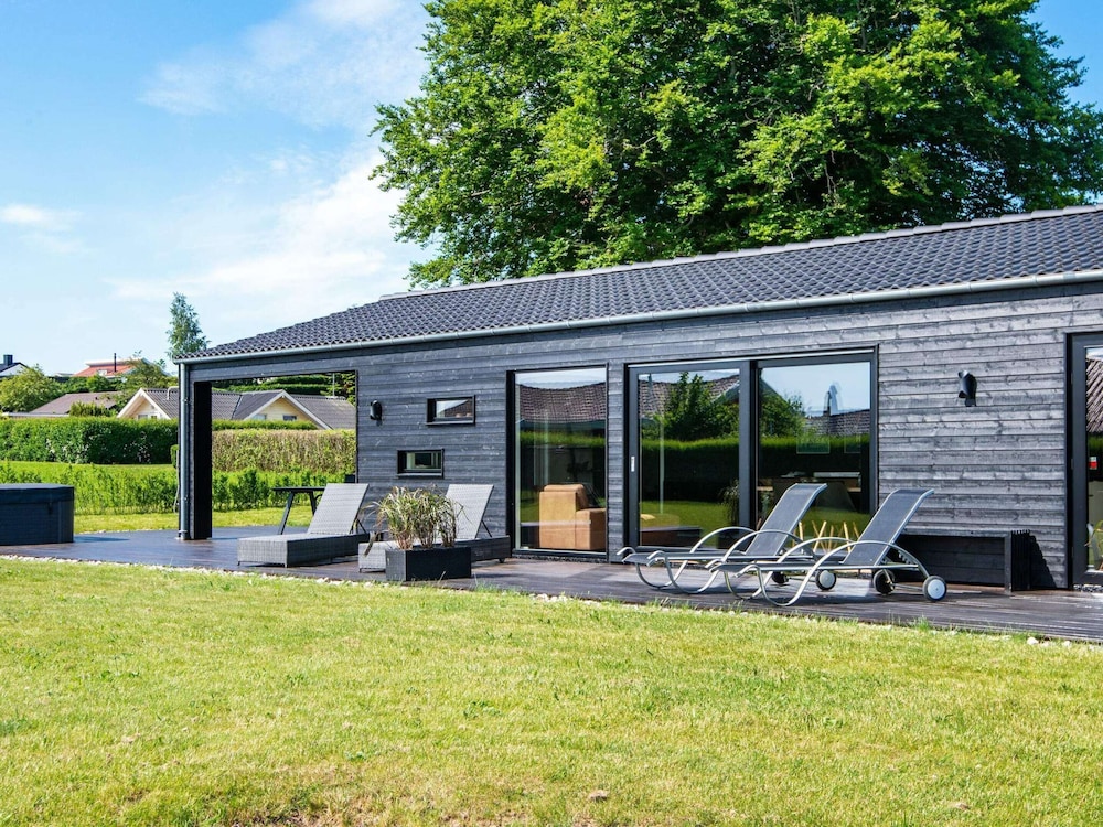 8 person holiday home in Hejls — 4-Star Luxury Hotel in Christiansfeld, Denmark