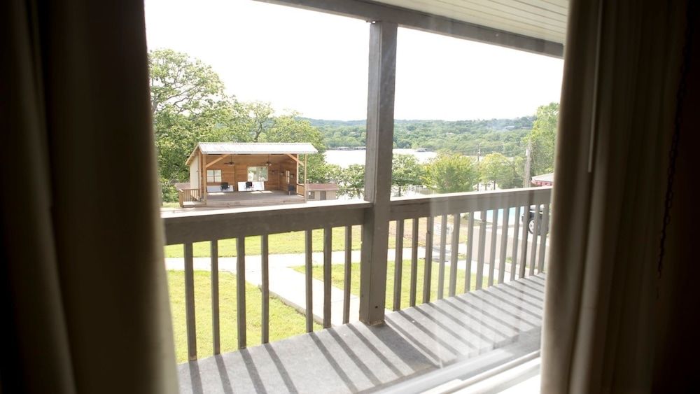 Table Rock Resorts At The Rocks Resort - photo 7