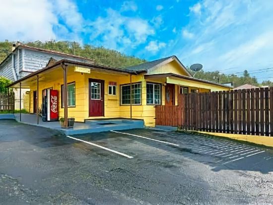 Roseburg Inn — Roseburg