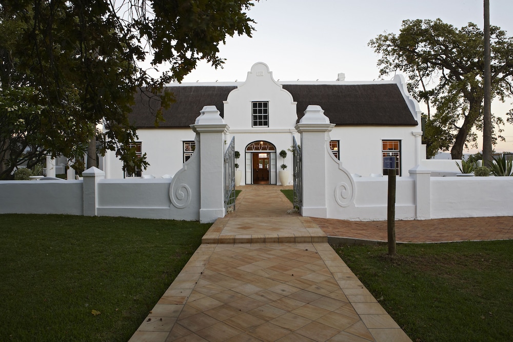 Allee Bleue Hospiltality in Stellenbosch, South Africa