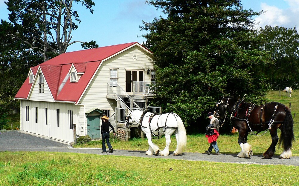 The Carriage House — 4-Star Luxury Hotel in Kerikeri, New Zealand