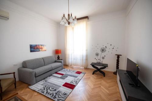 Moderno Trilocale in Zona Navigli — 4-Star Luxury Hotel in Milan, Italy