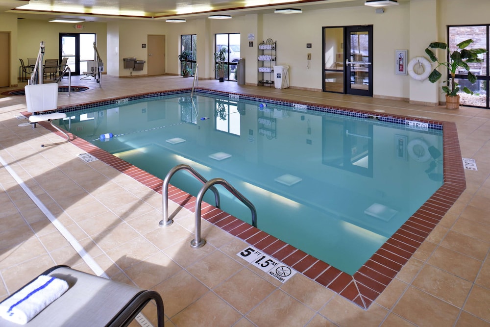 Hampton Inn Harrison - photo 20