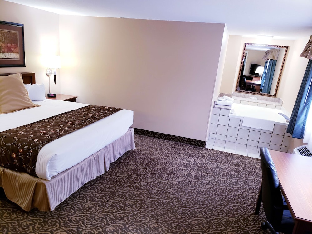 Quality Inn & Suites Black River Falls I 94 - photo 18