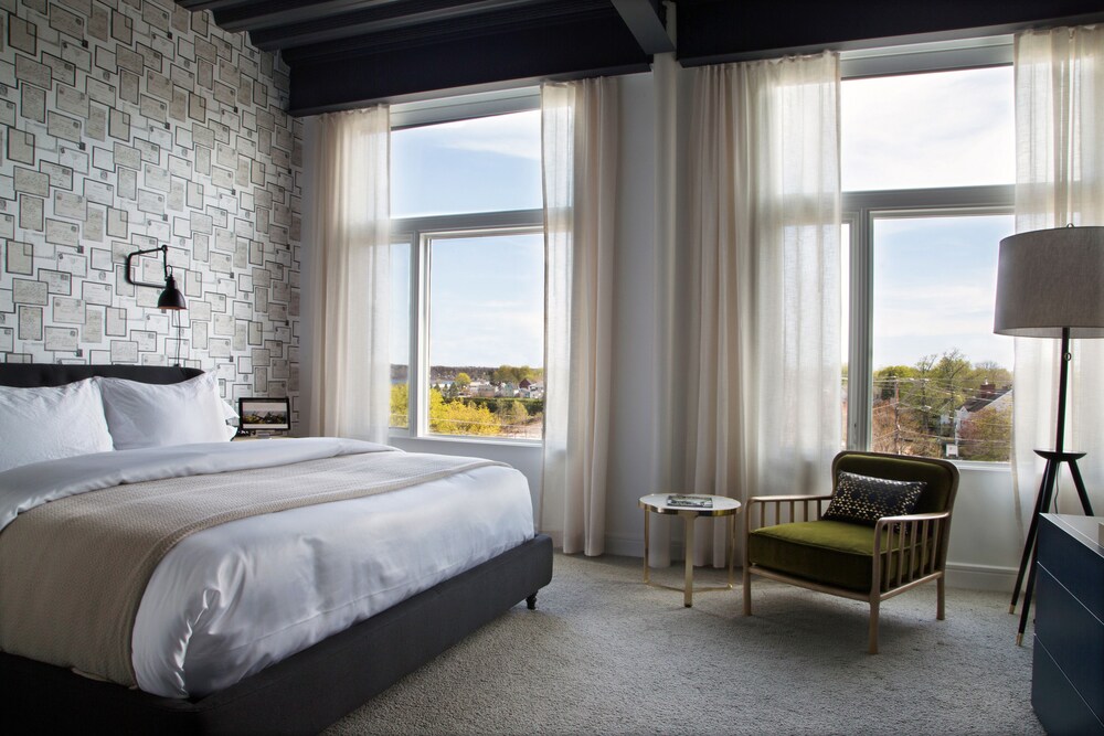 250 Main Hotel - photo 12