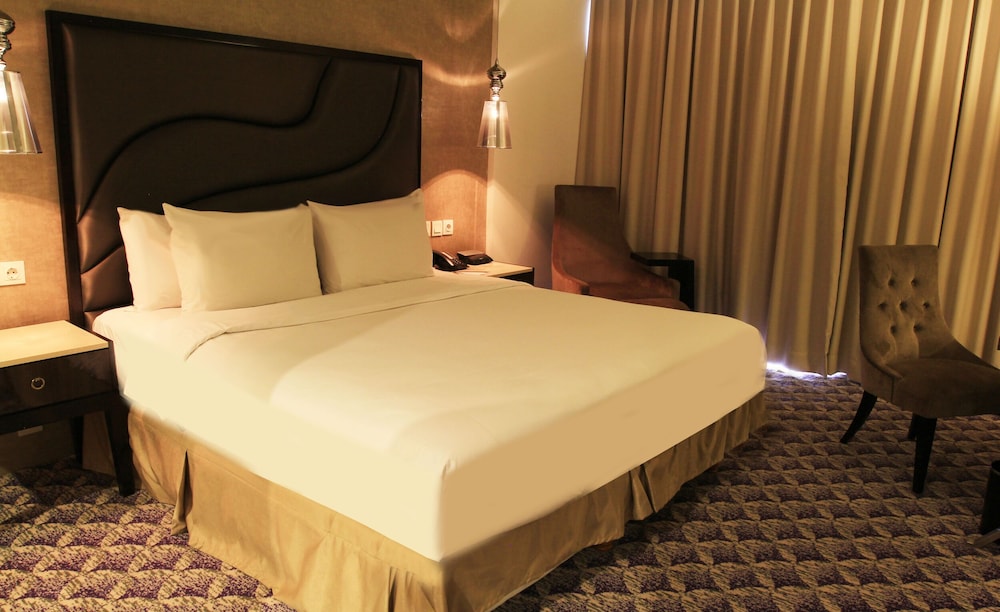 Nemuru Grand Bellevue Radio Dalam — 4-Star Luxury Hotel in Jakarta, Indonesia