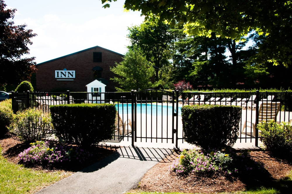 The Margate Resort on Lake Winnipesaukee - photo 16