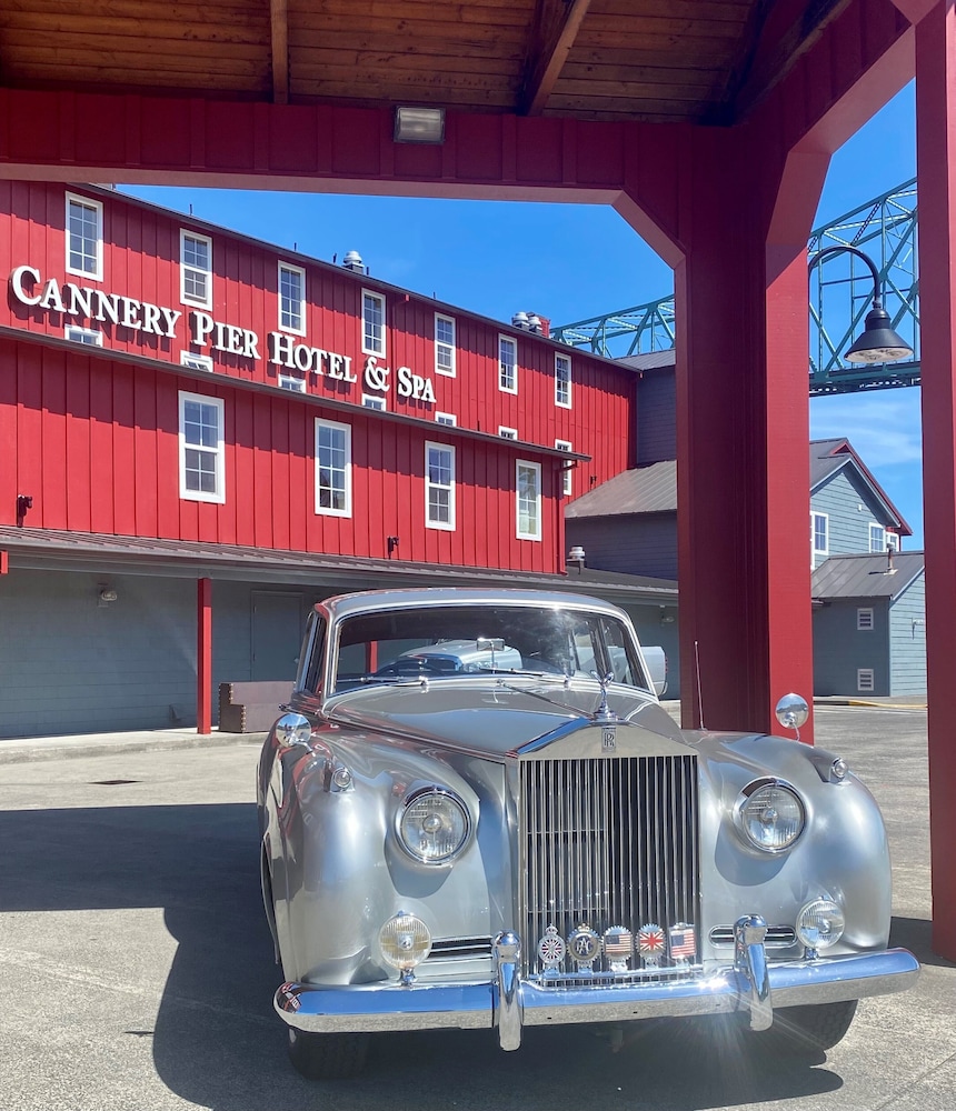 Cannery Pier Hotel & Spa - photo 115