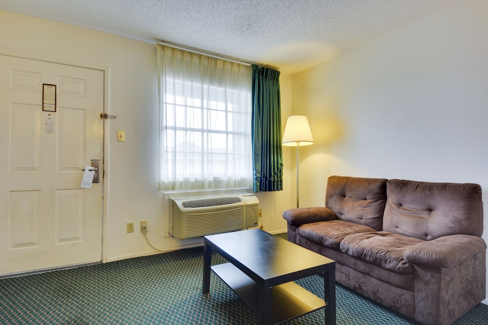 Windcrest Inn and Suites - photo 29