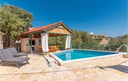 2 Bedroom Beautiful Home In Milinkovica — 4-Star Luxury Hotel in Rogoznica, Croatia