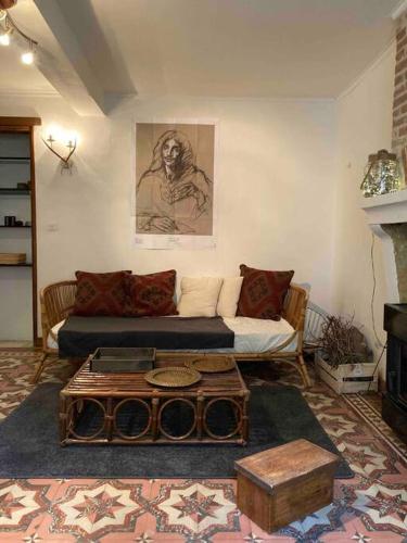 Maisonnette de Plain Pied Plein Cœur du Perche - carbon neutral hotel in Unknown City