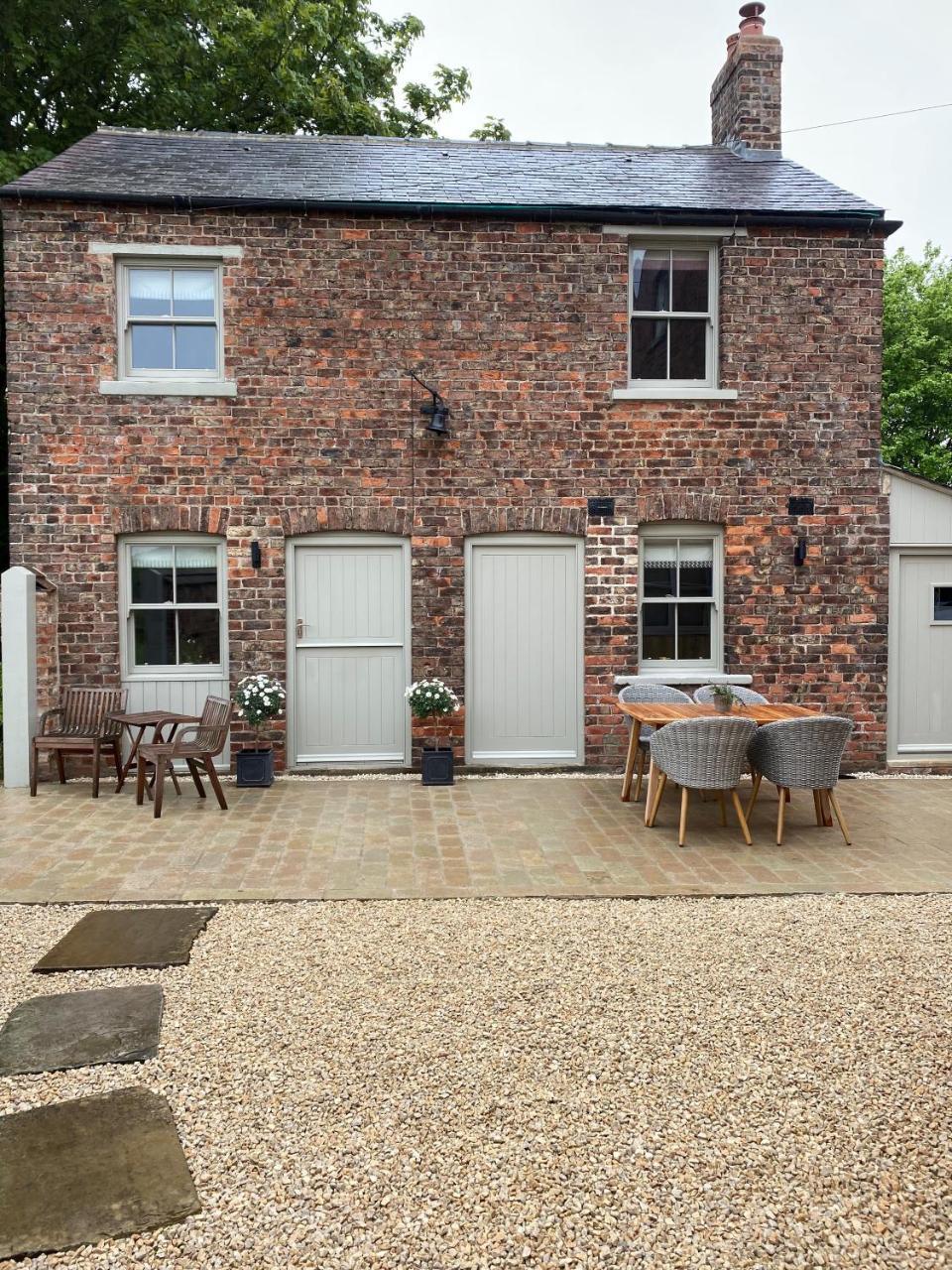 Grooms Cottage by Sheriff Hutton Castle Near York