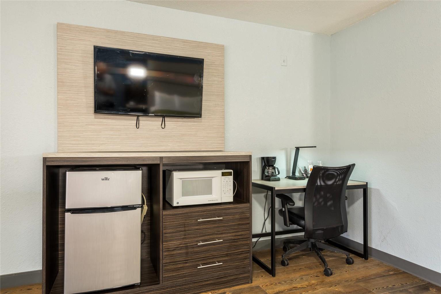 Quality Inn & Suites Manitou Springs at Pikes Peak - photo 27